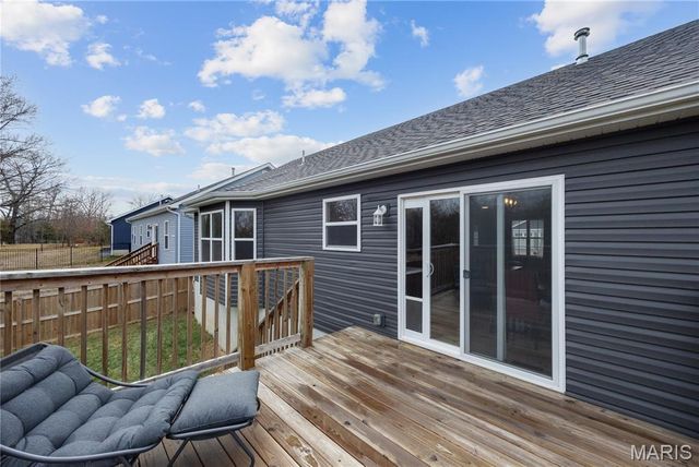 1136 Stone Henge Court, Pevely, MO 63070