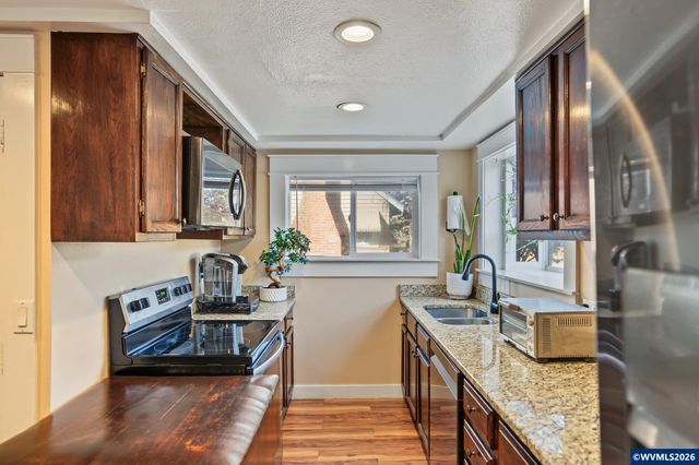 1790 Lee St SE, Salem, OR 97302