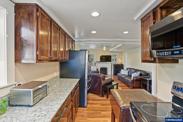1790 Lee St SE, Salem, OR 97302