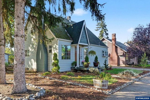 1790 Lee St SE, Salem, OR 97302