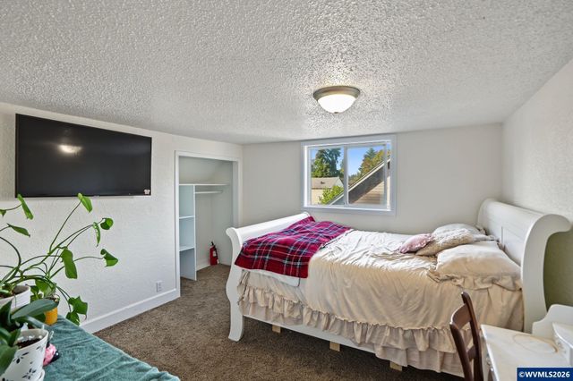 1790 Lee St SE, Salem, OR 97302