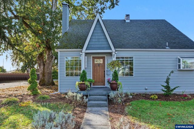 1790 Lee St SE, Salem, OR 97302