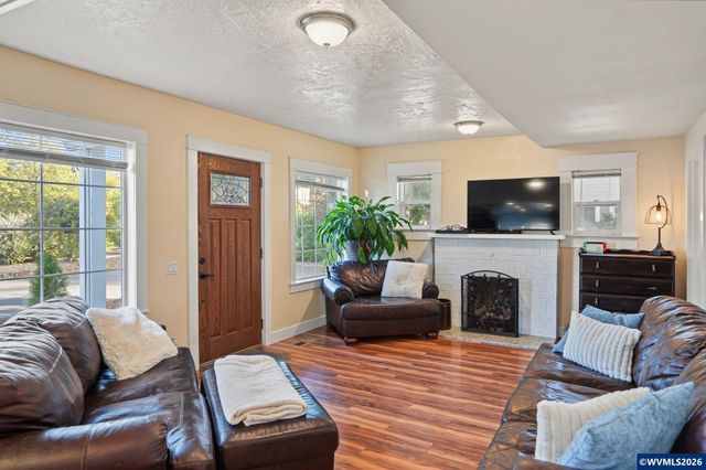 1790 Lee St SE, Salem, OR 97302