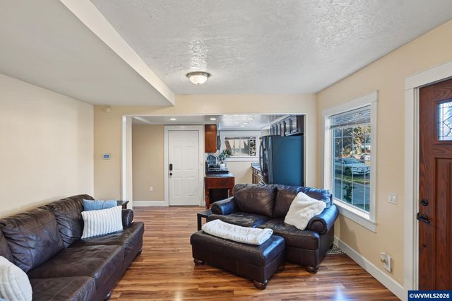 1790 Lee St SE, Salem, OR 97302