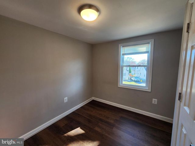 1737 EASTERN BLVD, Essex, MD 21221