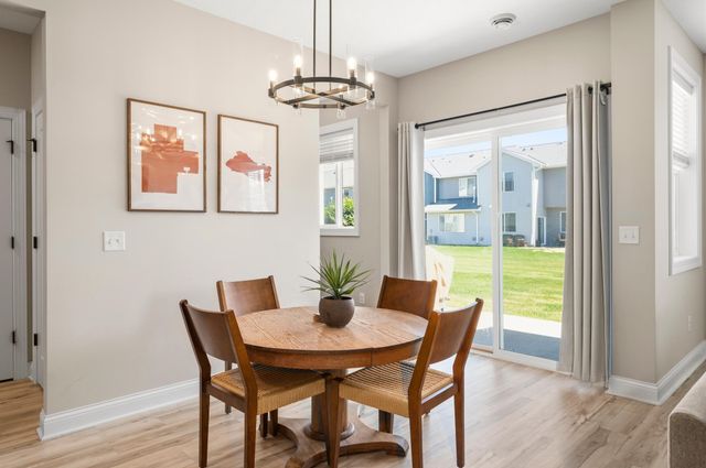 1520 Southpoint Drive, Hudson, WI 54016