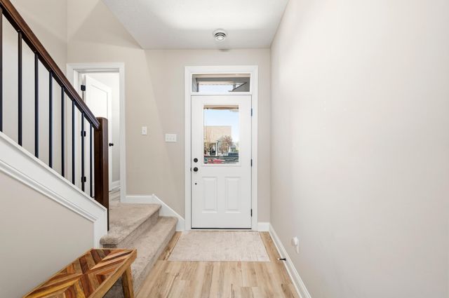 1520 Southpoint Drive, Hudson, WI 54016