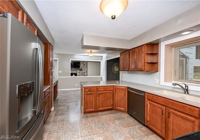 2180 N Revere Road, Akron, OH 44333