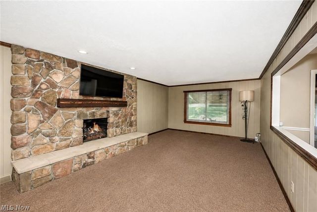 2180 N Revere Road, Akron, OH 44333