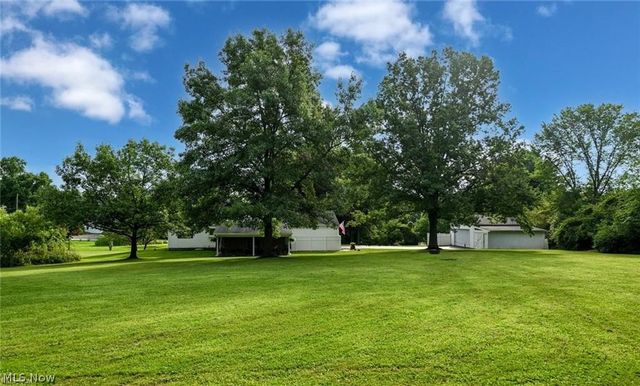 2180 N Revere Road, Akron, OH 44333