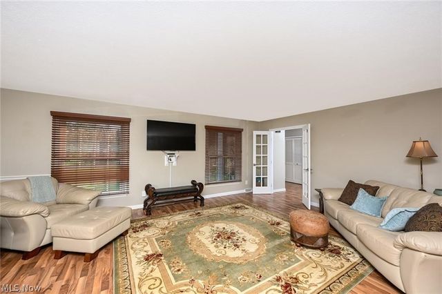 2180 N Revere Road, Akron, OH 44333
