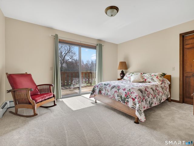 14 Bradford Road, Stonington, CT 06378