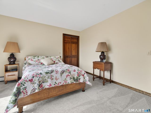 14 Bradford Road, Stonington, CT 06378