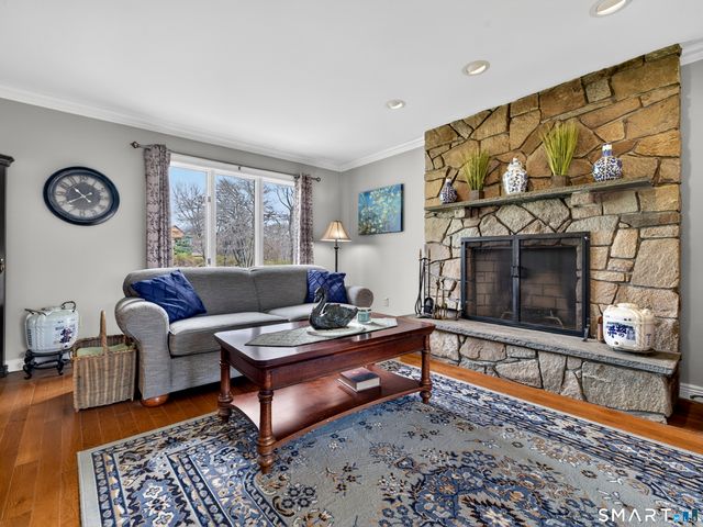 14 Bradford Road, Stonington, CT 06378