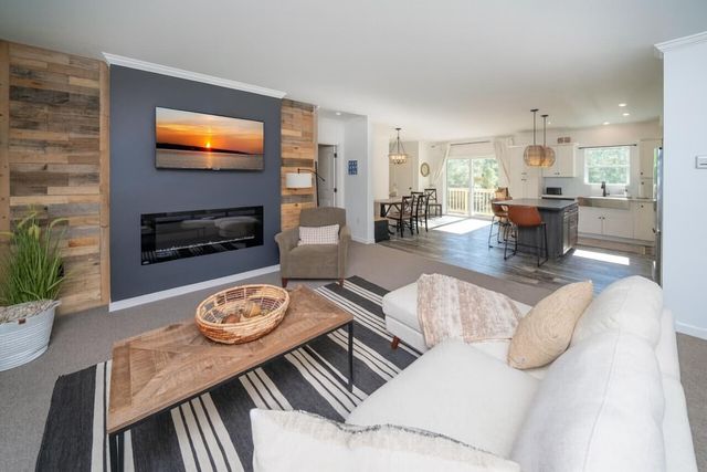 70 Euclid Street, South Haven, MI 49090