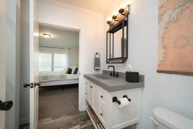 70 Euclid Street, South Haven, MI 49090