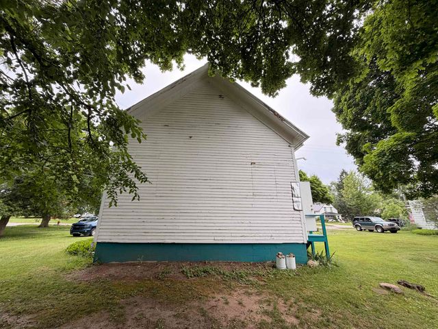 1107 Michigan Avenue, Alma, MI 48801