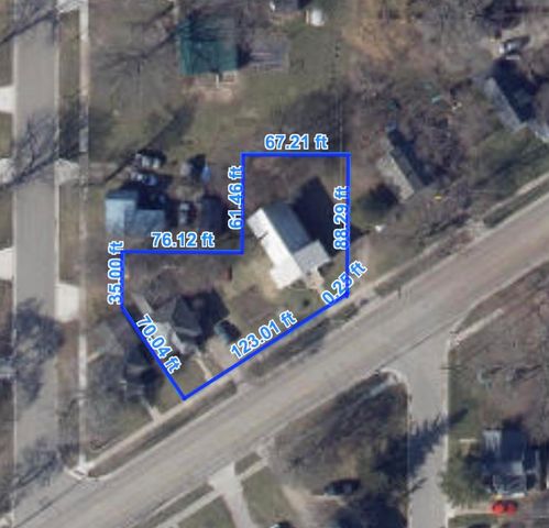 1107 Michigan Avenue, Alma, MI 48801
