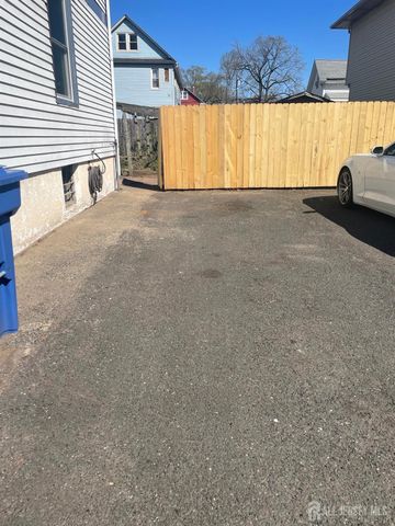 638 bound brook Road A, Dunellen, NJ 08812