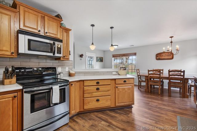 1909 Richmond Drive, Bartlesville, OK 74006