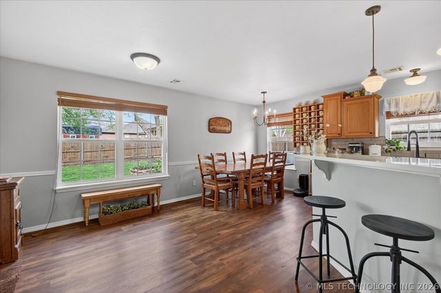 1909 Richmond Drive, Bartlesville, OK 74006