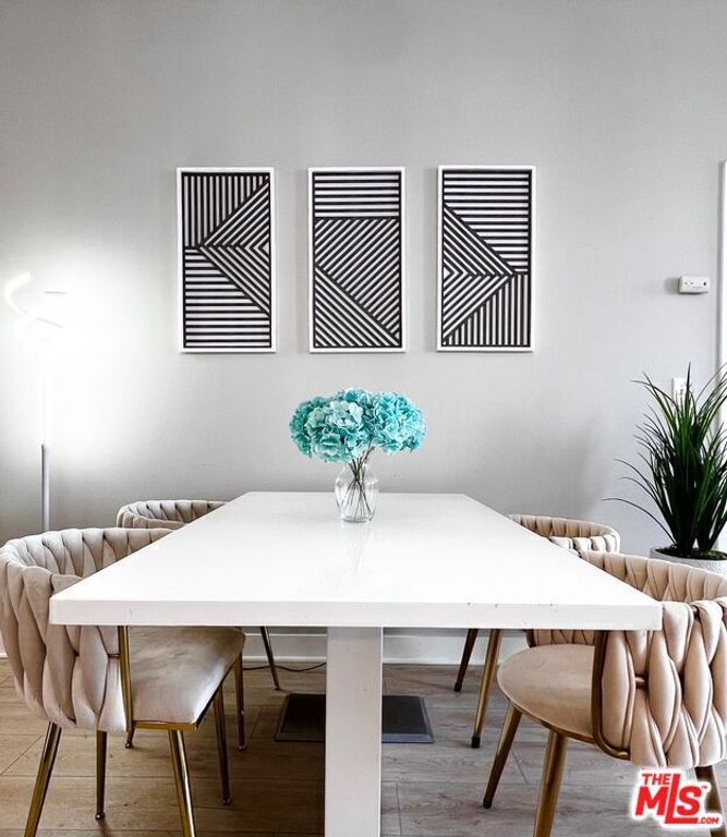 Image 7 of property listing at 3810 Wilshire Boulevard 408, Los Angeles, CA 90010