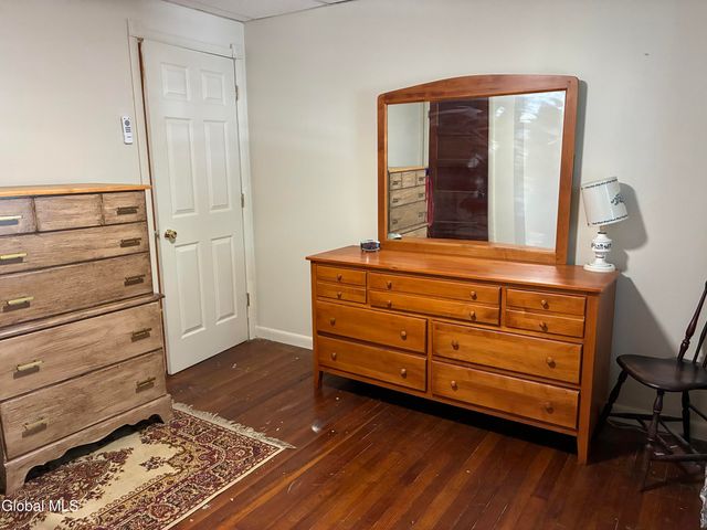 464 8th Avenue, Troy, NY 12182