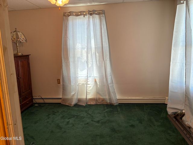 464 8th Avenue, Troy, NY 12182