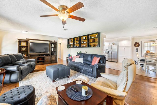 515 Beachview Circle, Hot Springs, AR 71913