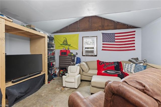 4713 Honeygrove RD, Virginia Beach, VA 23455