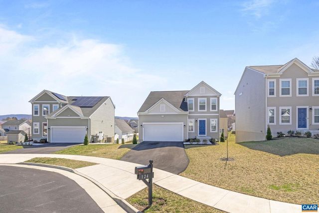 124 SHADY CT, Waynesboro, VA 22980