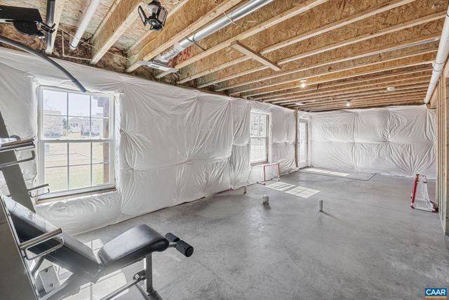 124 SHADY CT, Waynesboro, VA 22980