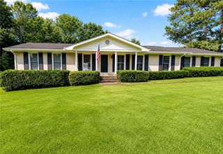 1900 Tara Circle, Douglasville, GA 30135