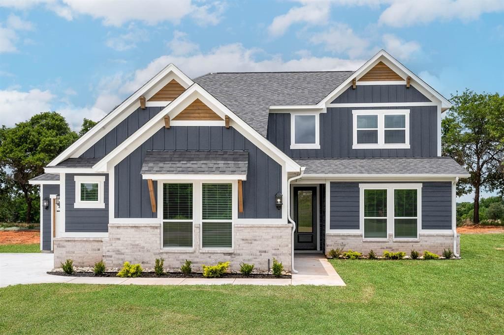 2379 Clubhouse Drive, Blanchard, OK 73010