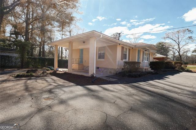 1077 Helen Street, Morrow, GA 30260