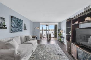 116 LAKE EMERALD Drive 101, Oakland Park, FL 33309