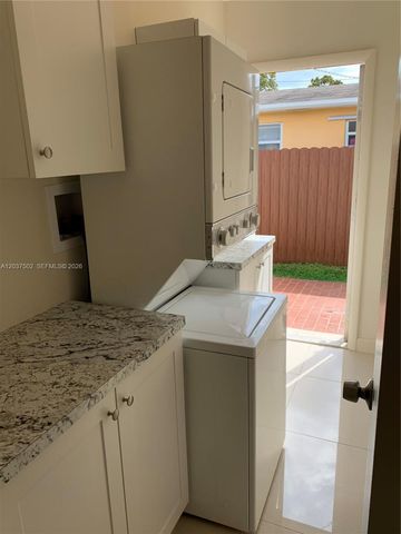 1200 SW 31st Avenue, Miami, FL 33135
