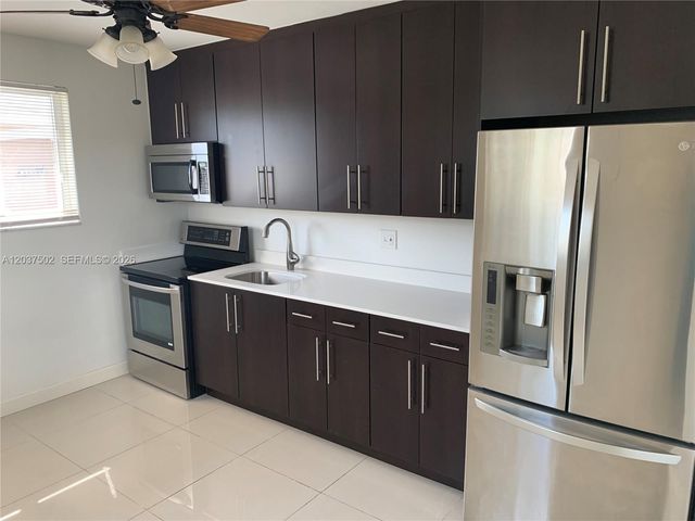 1200 SW 31st Avenue, Miami, FL 33135
