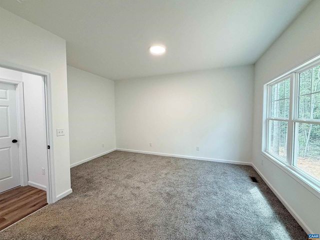 197 SLATE RIVER TRL, Arvonia, VA 23004