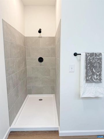 197 SLATE RIVER TRL, Arvonia, VA 23004