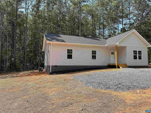 197 SLATE RIVER TRL, Arvonia, VA 23004