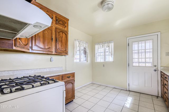 3131 NASHVILLE Avenue, El Paso, TX 79930