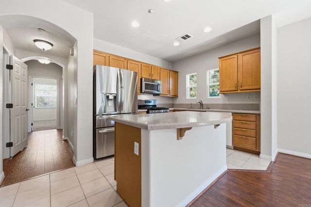 1355 Sky Ridge Court, San Marcos, CA 92078