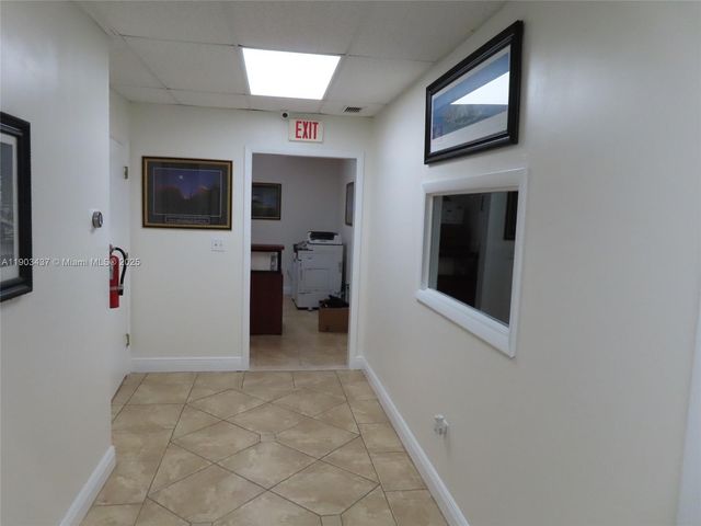 6390 NW 97th Ave 10, Doral, FL 33178