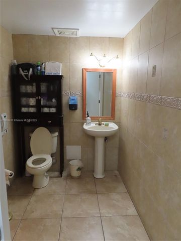 6390 NW 97th Ave 10, Doral, FL 33178