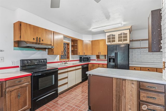 406 N 19th Ave, Kelso, WA 98626