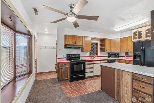 406 N 19th Ave, Kelso, WA 98626