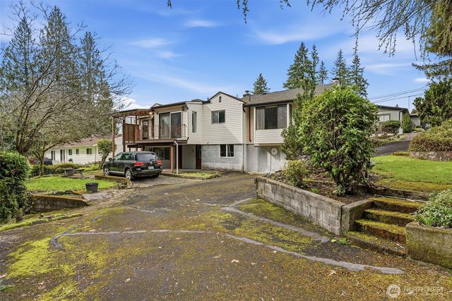 406 N 19th Ave, Kelso, WA 98626