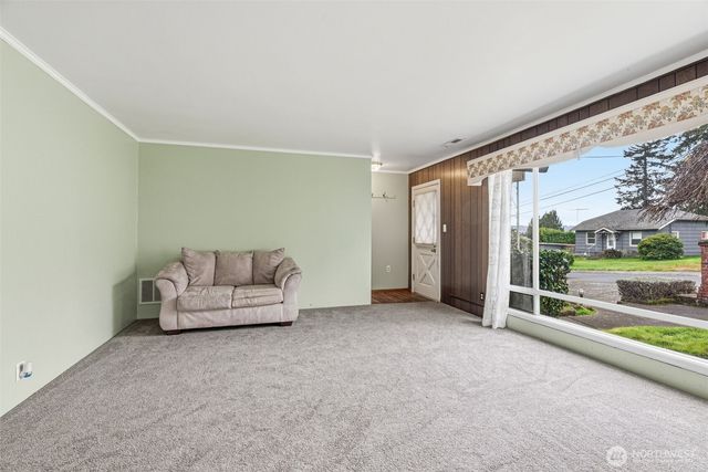 406 N 19th Ave, Kelso, WA 98626