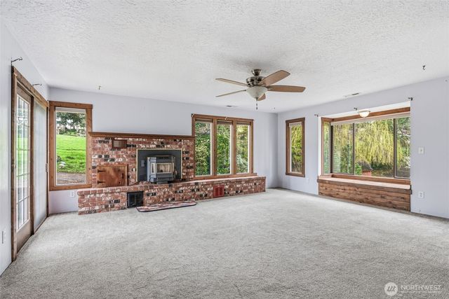 406 N 19th Ave, Kelso, WA 98626